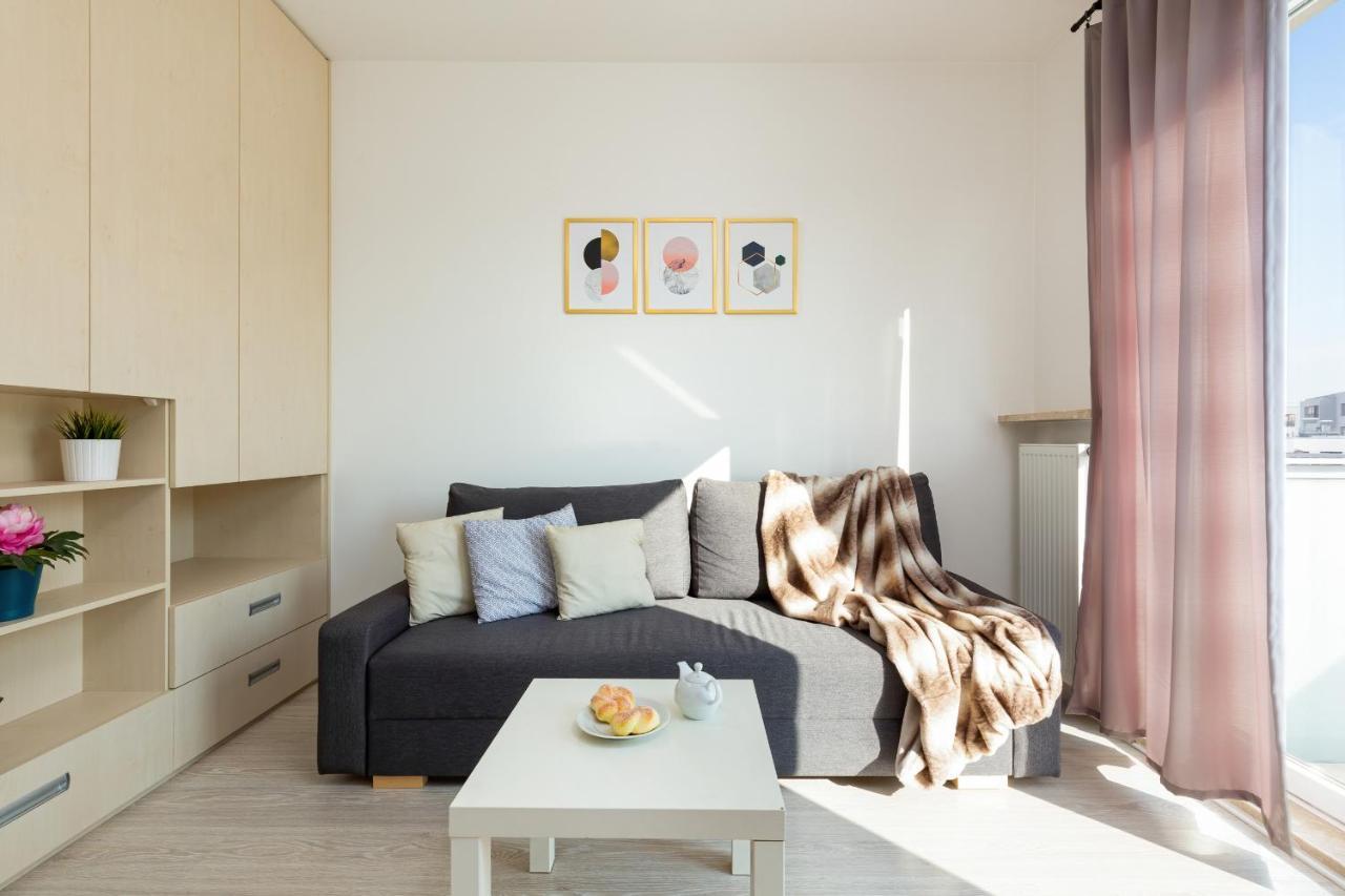 Metro Bielany Apartments By Noclegi Renters Warszawa Zewnętrze zdjęcie
