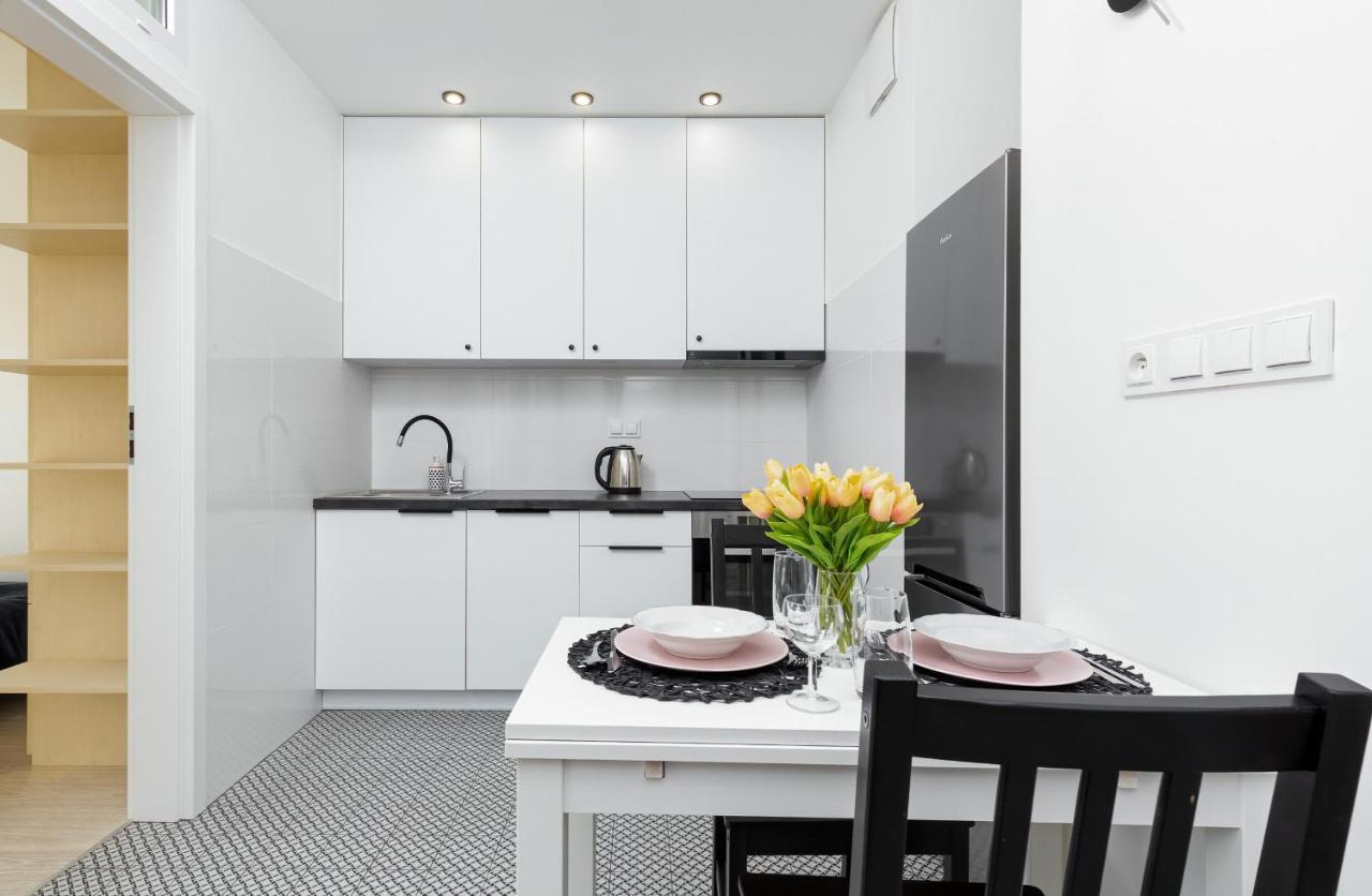 Metro Bielany Apartments By Noclegi Renters Warszawa Zewnętrze zdjęcie