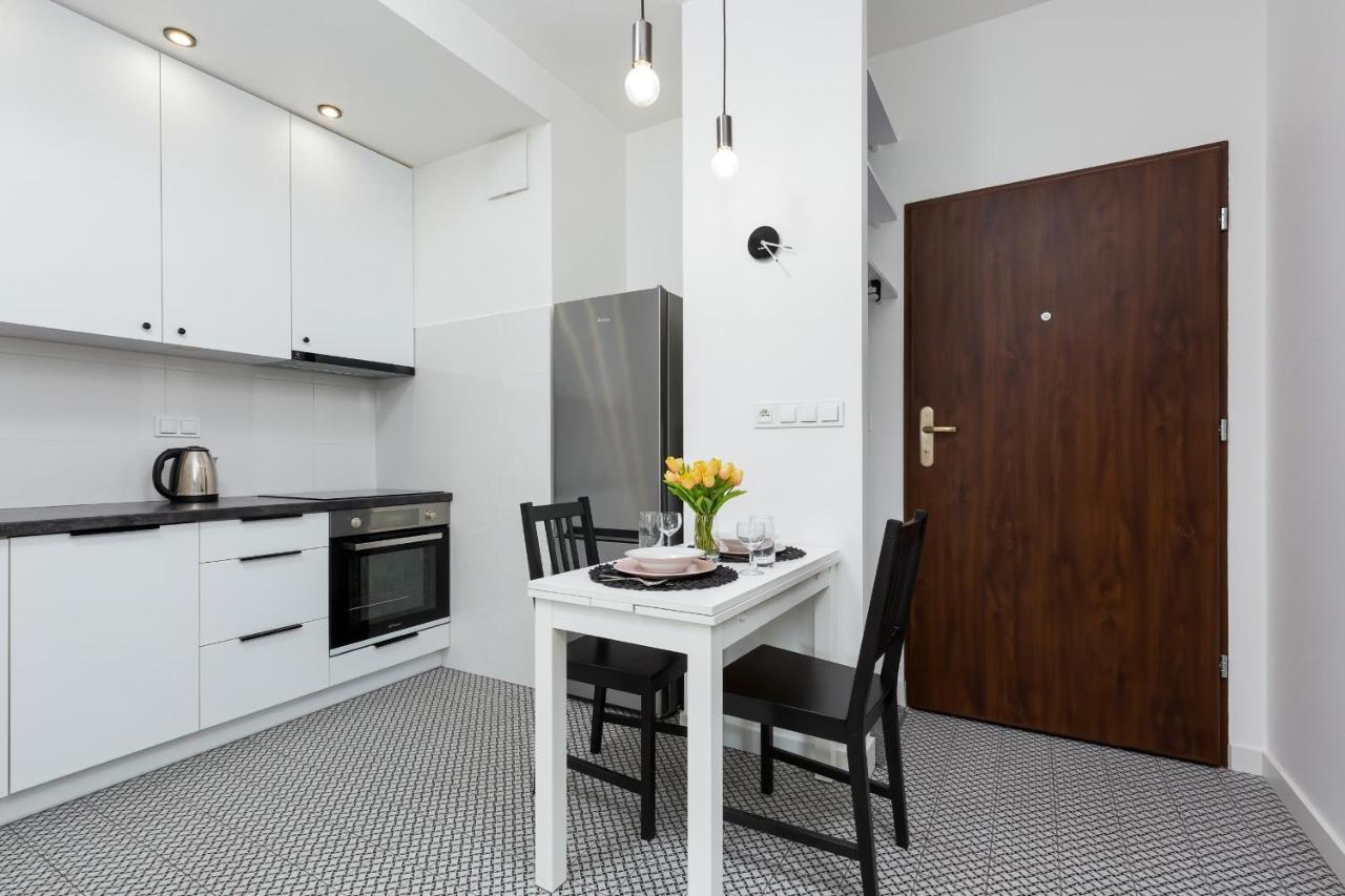 Metro Bielany Apartments By Noclegi Renters Warszawa Zewnętrze zdjęcie