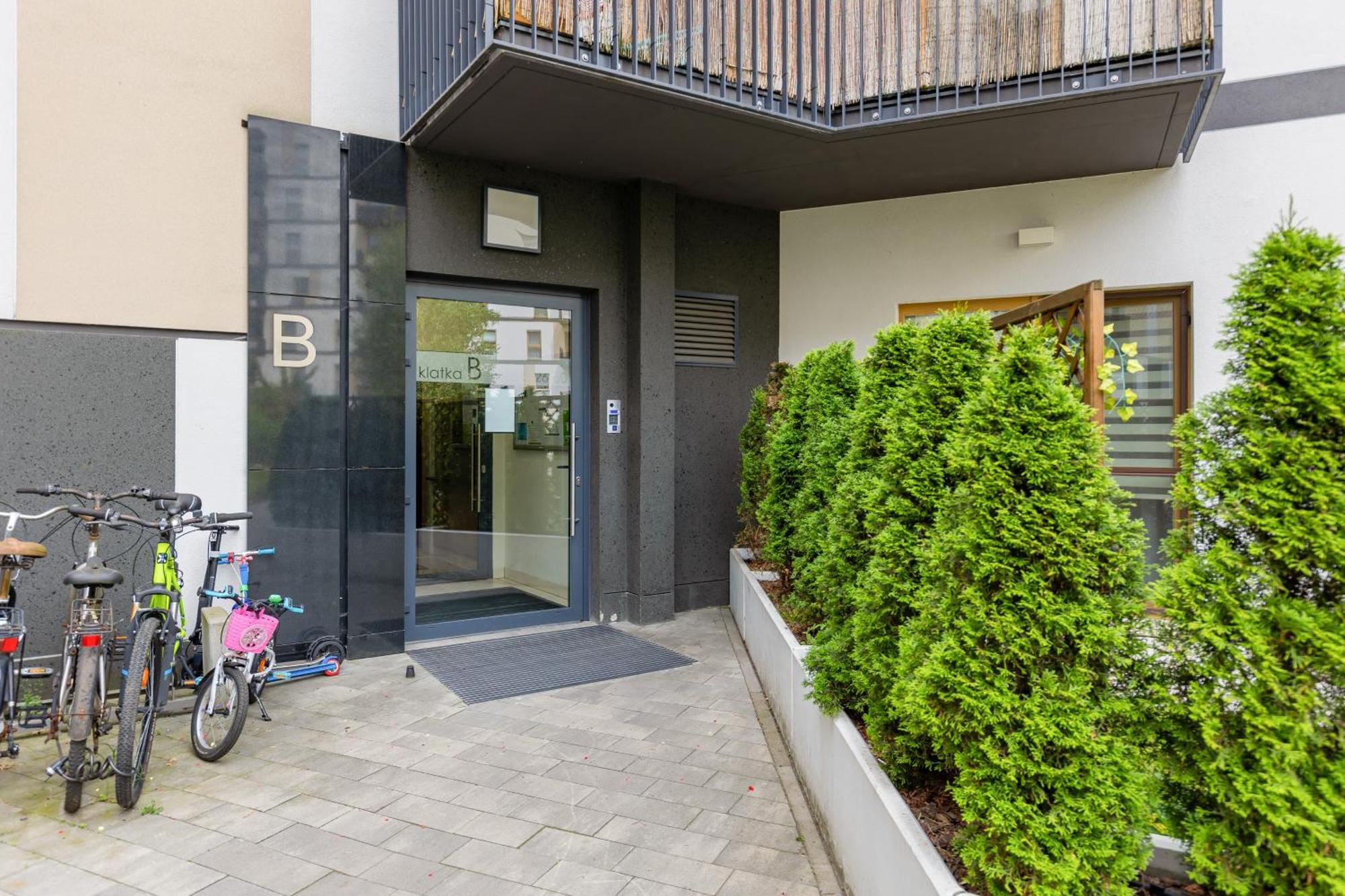 Metro Bielany Apartments By Noclegi Renters Warszawa Zewnętrze zdjęcie